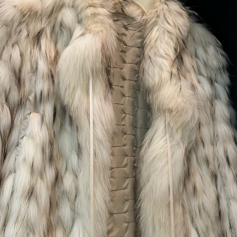 Stunning jacket by Cache - Picture 6 of 6